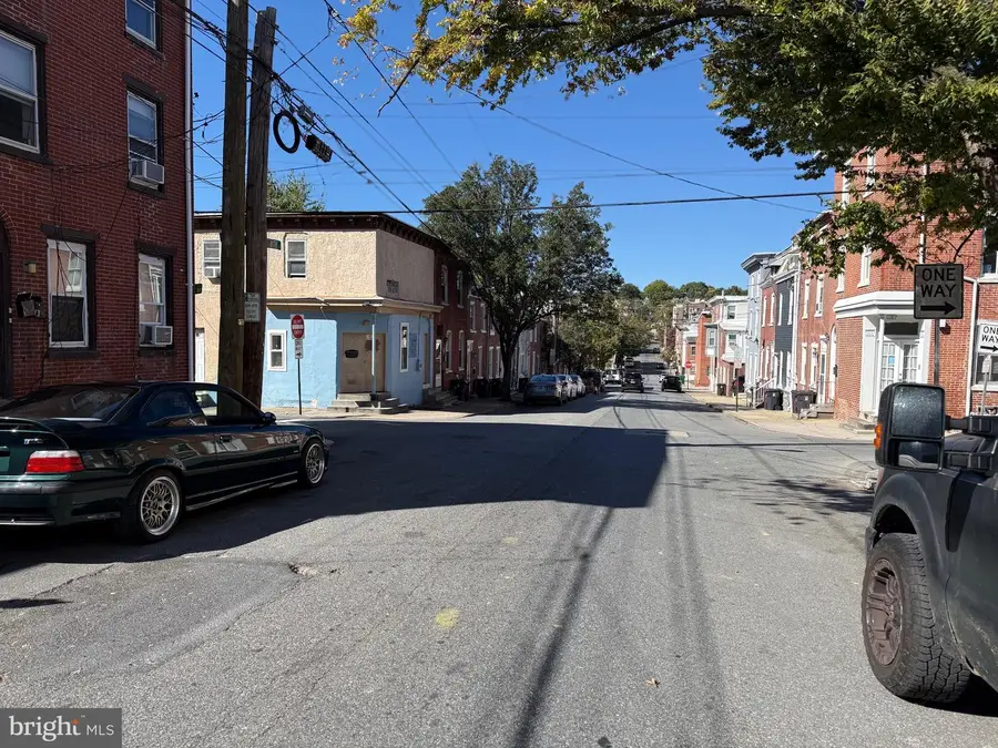 604 W 8th St, Wilmington, DE 19801 - Image #3