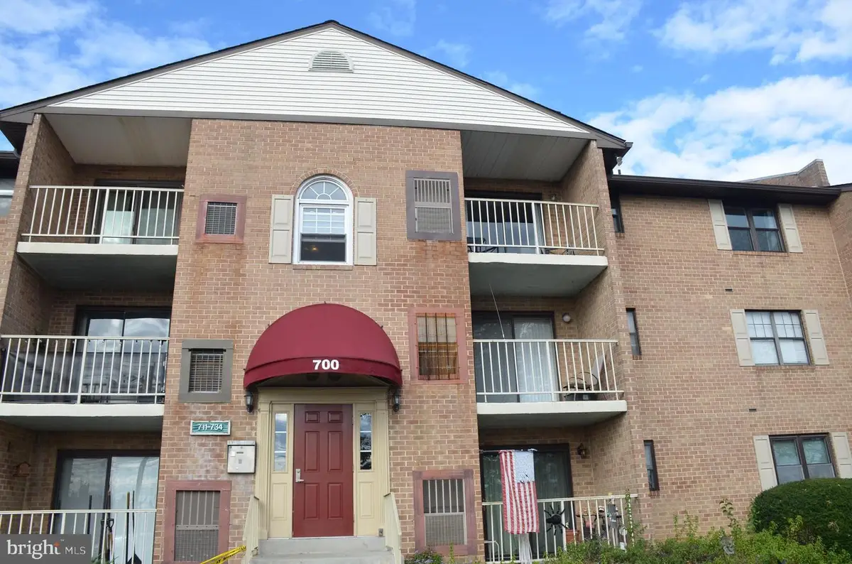 731 Governor House Cir #74, Wilmington, DE 19809 - Image #1