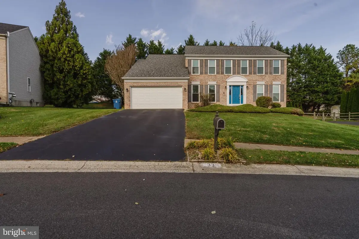 33 Hummingbird Ln, Newark, DE 19711 - Image #1