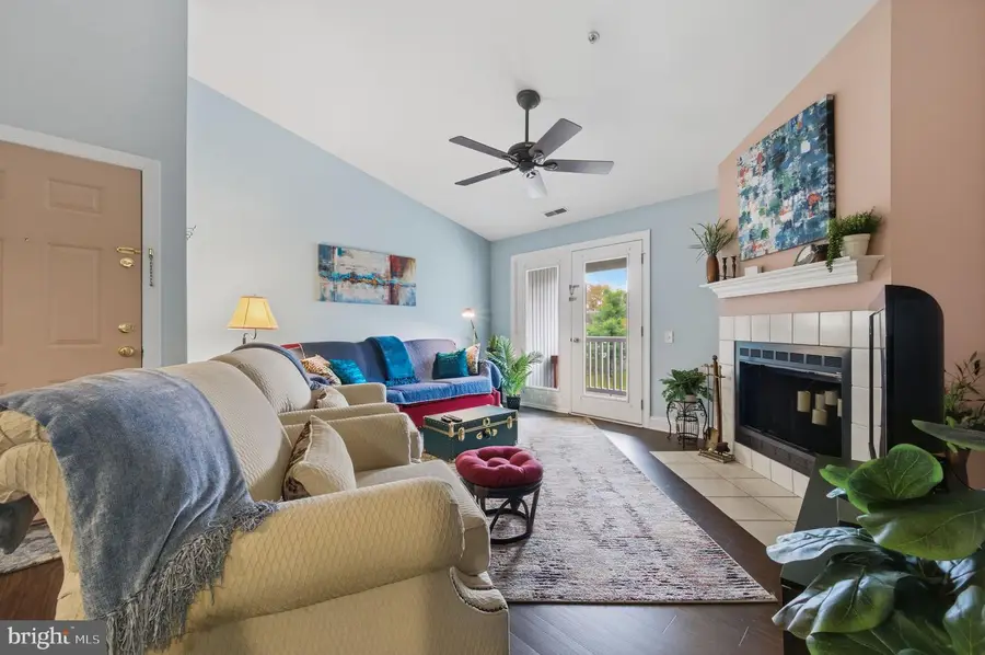 2607 Waters Edge Dr, Newark, DE 19702 - Image #2