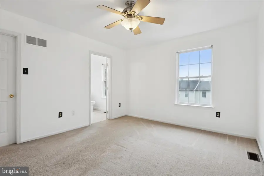 221 Bellwether Ct, Newark, DE 19702 - Image #2