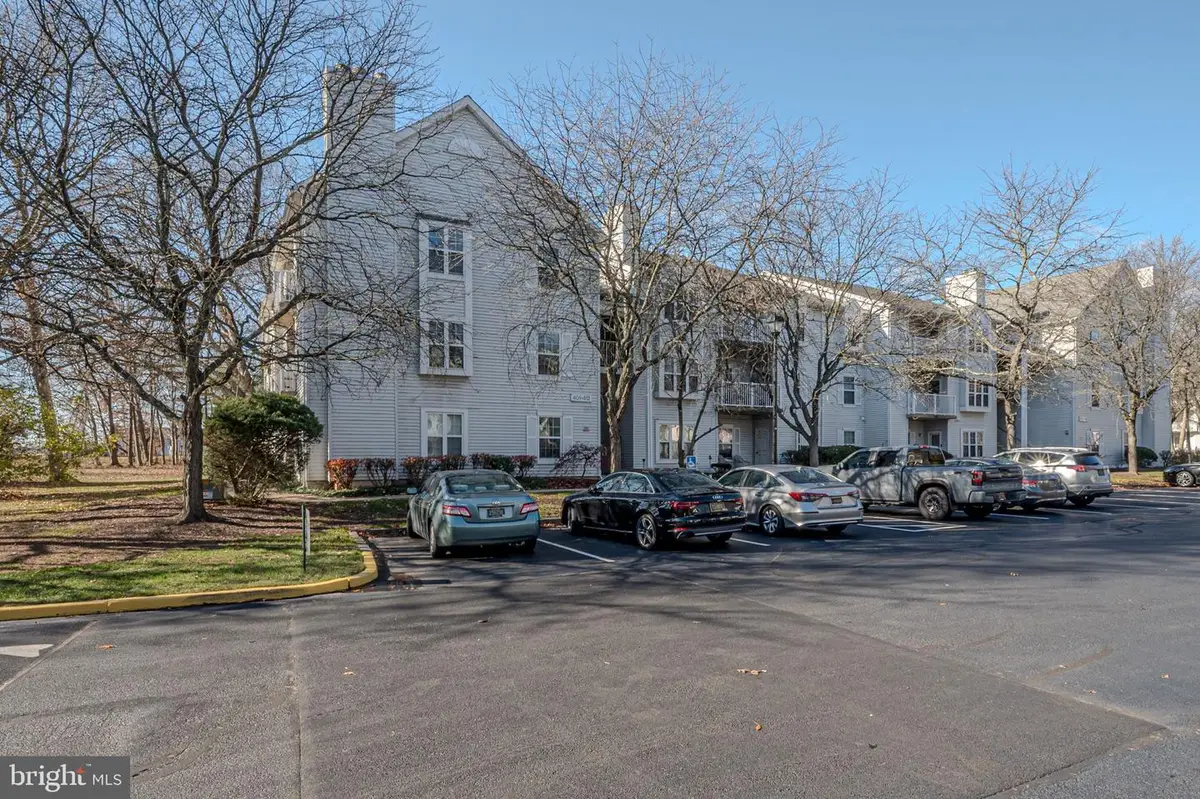 410 Ashton Ln #410, New Castle, DE 19720 - Image #1