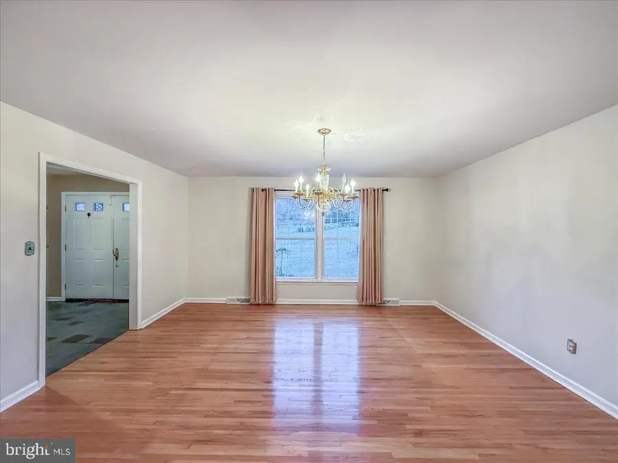 47 Covered Bridge Ln, Newark, DE 19711 - Image #3