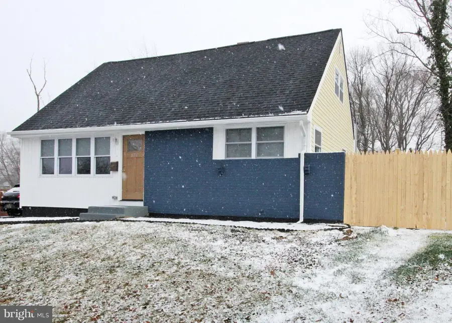 620 Ilse Dr, Newark, DE 19713 - Image #2