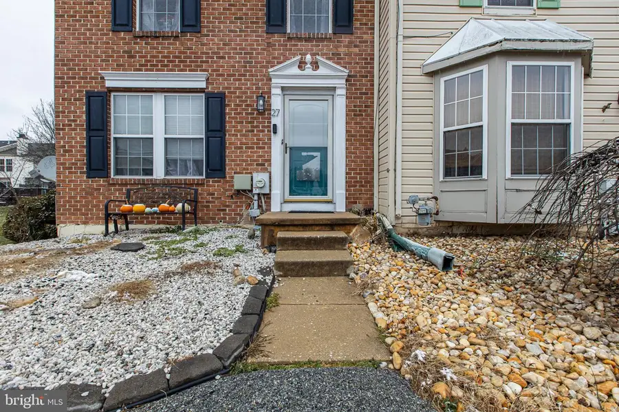 27 E Newtown Pl, Newark, DE 19702 - Image #2