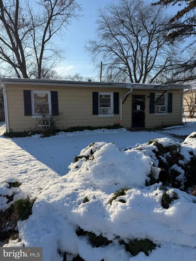 466 Robinson Dr, Wilmington, DE 19801 - Image #1