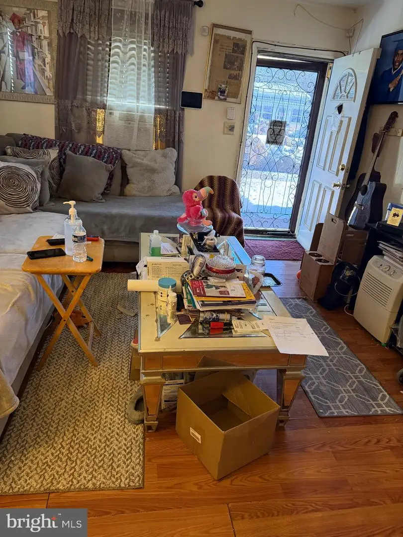 466 Robinson Dr, Wilmington, DE 19801 - Image #2