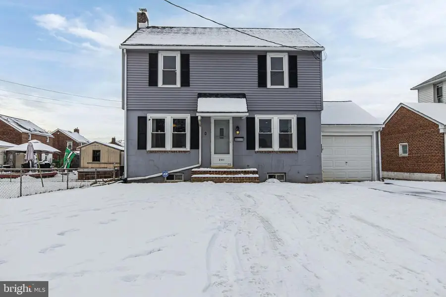 201 W Monroe Ave, New Castle, DE 19720 - Image #3