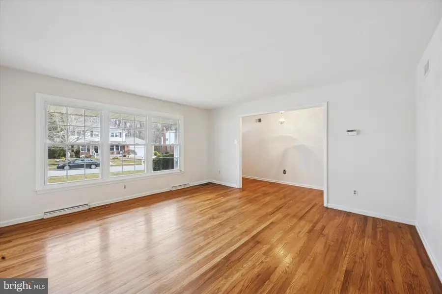 2710 E Landsdowne Dr, Wilmington, DE 19810 - Image #3