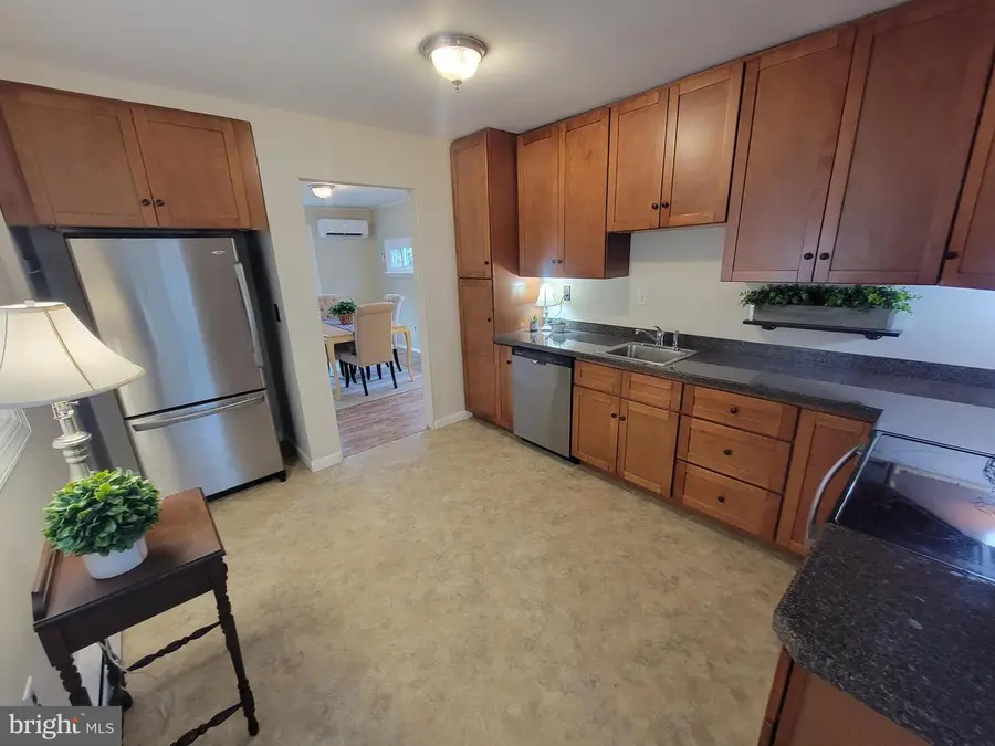 806 Woodland Ave, Wilmington, DE 19808 - Image #2