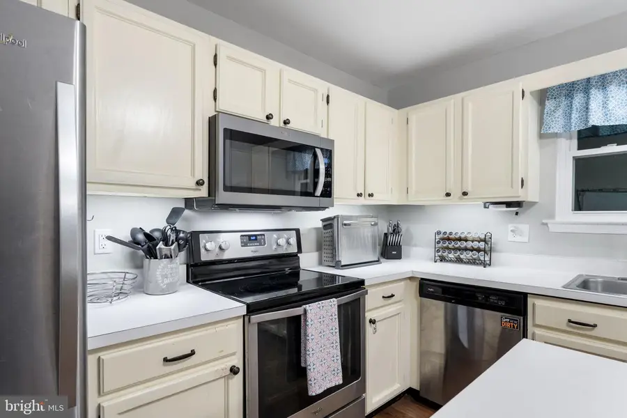 28 Woodcrest Ct, Newark, DE 19702 - #2