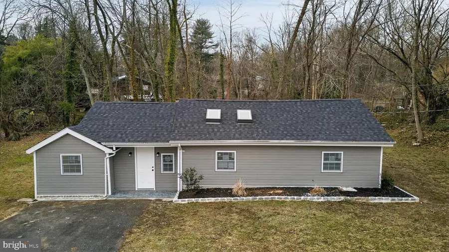 4 Lower Greenbriar Rd, Wilmington, DE 19810 - Image #3