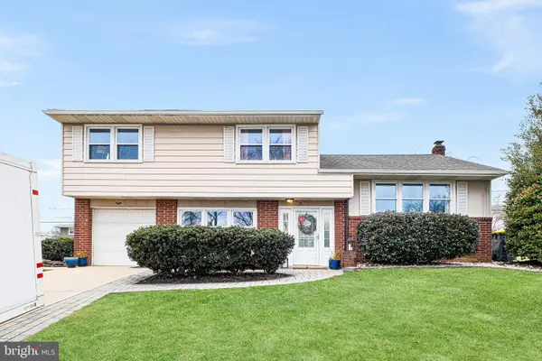 8 Toby Ct, WILMINGTON, DE 19808