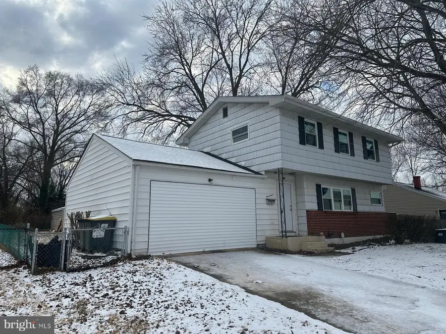 17 Pearson Dr, Newark, DE 19713 - Image #2