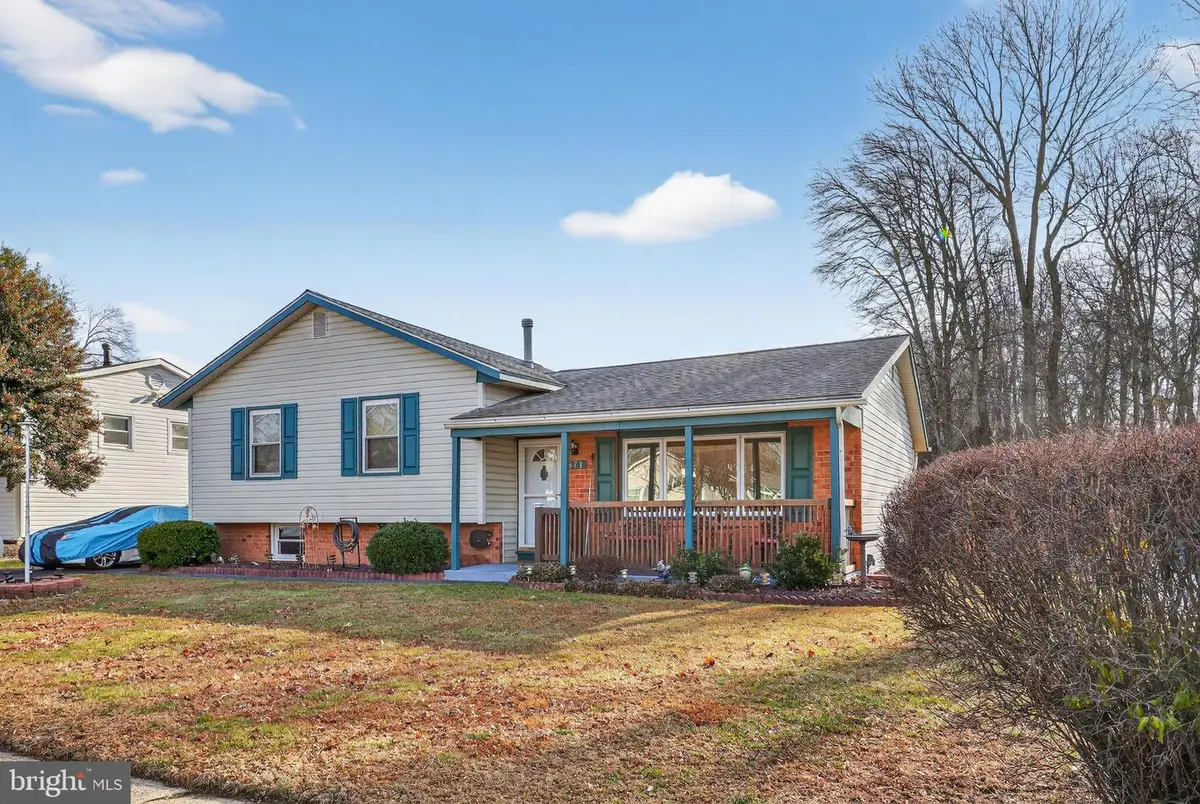 871 Broadfield Dr, Newark, DE 19713 - Image #1