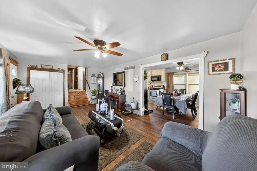 871 Broadfield Dr, Newark, DE 19713 - Image #3