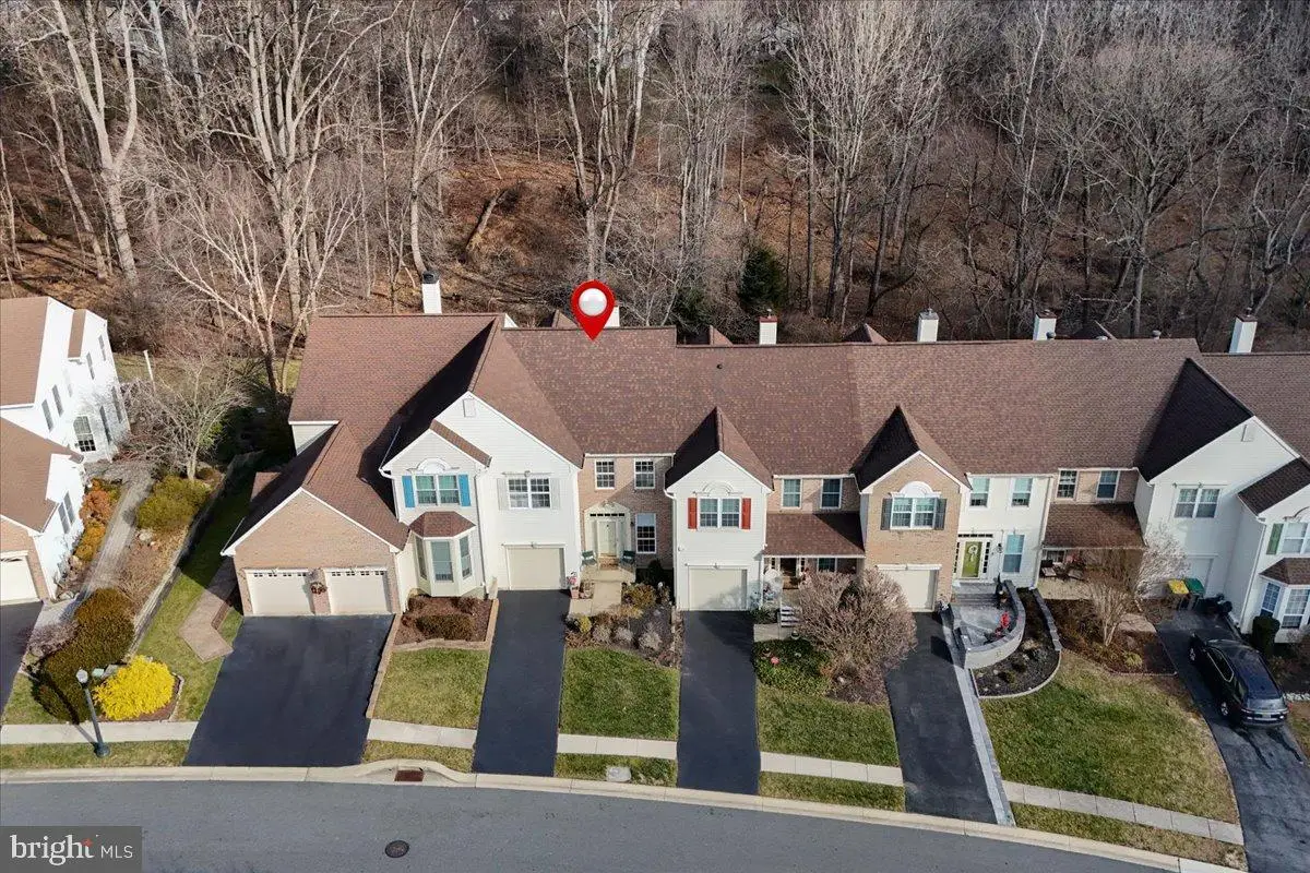 338 S Waterford Ln, Wilmington, DE 19808 - Image #1