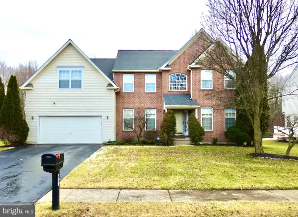 61 Rose Hill Dr, BEAR, DE 19701