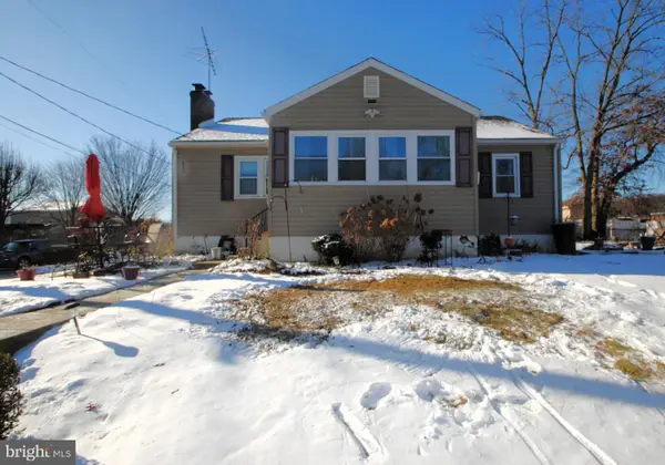 400 W Holly Oak Rd, WILMINGTON, DE 19809