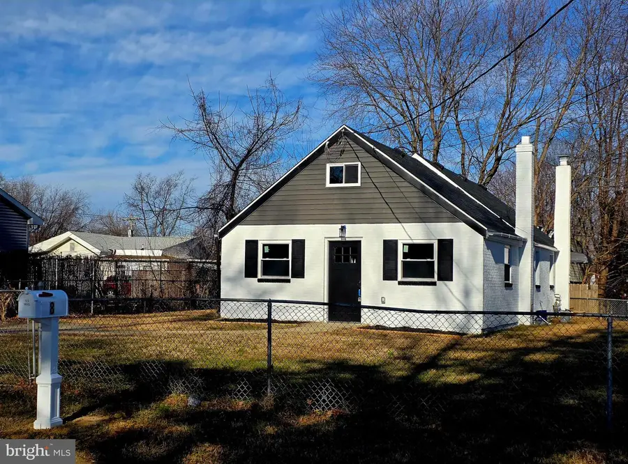 8 Delmar St, New Castle, DE 19720 - Image #2