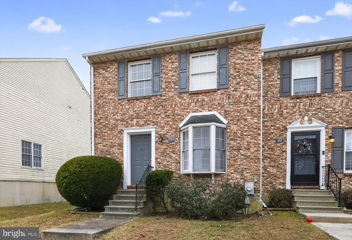 309 Goldsmith Ln, Newark, DE 19702 - Image #1