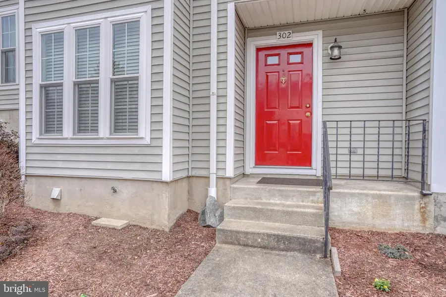 302 Benham Ct, Newark, DE 19711 - Image #2