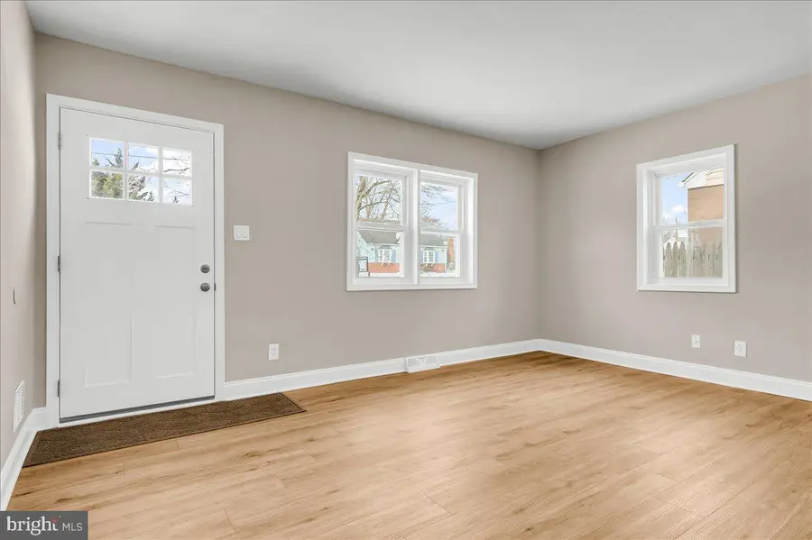 2308 Henlopen Ave, Wilmington, DE 19804 - Image #3