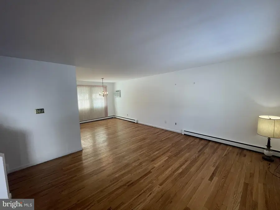 2714 Bardell Dr, Wilmington, DE 19808 - Image #2