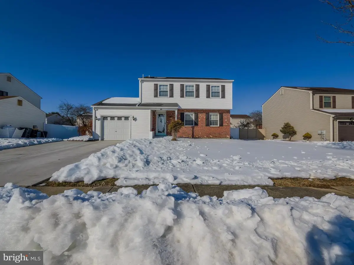 105 Pattie Dr, Newark, DE 19702 - Image #1