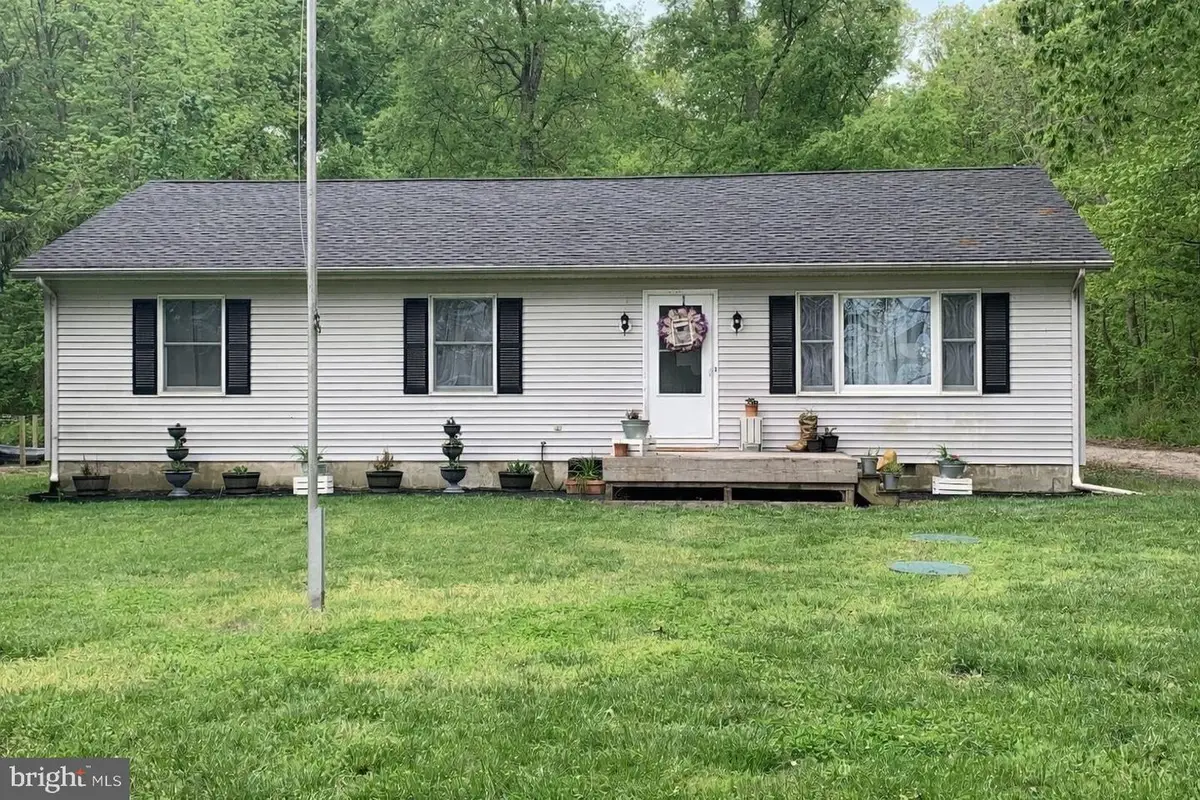 902 Vandyke Greenspring Rd, Townsend, DE 19734 - Image #1