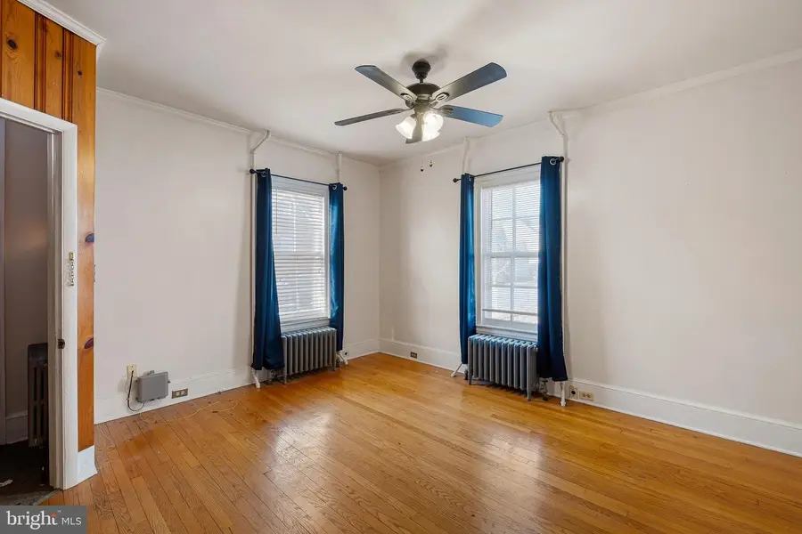 221 Chestnut St, New Castle, DE 19720 - Image #2