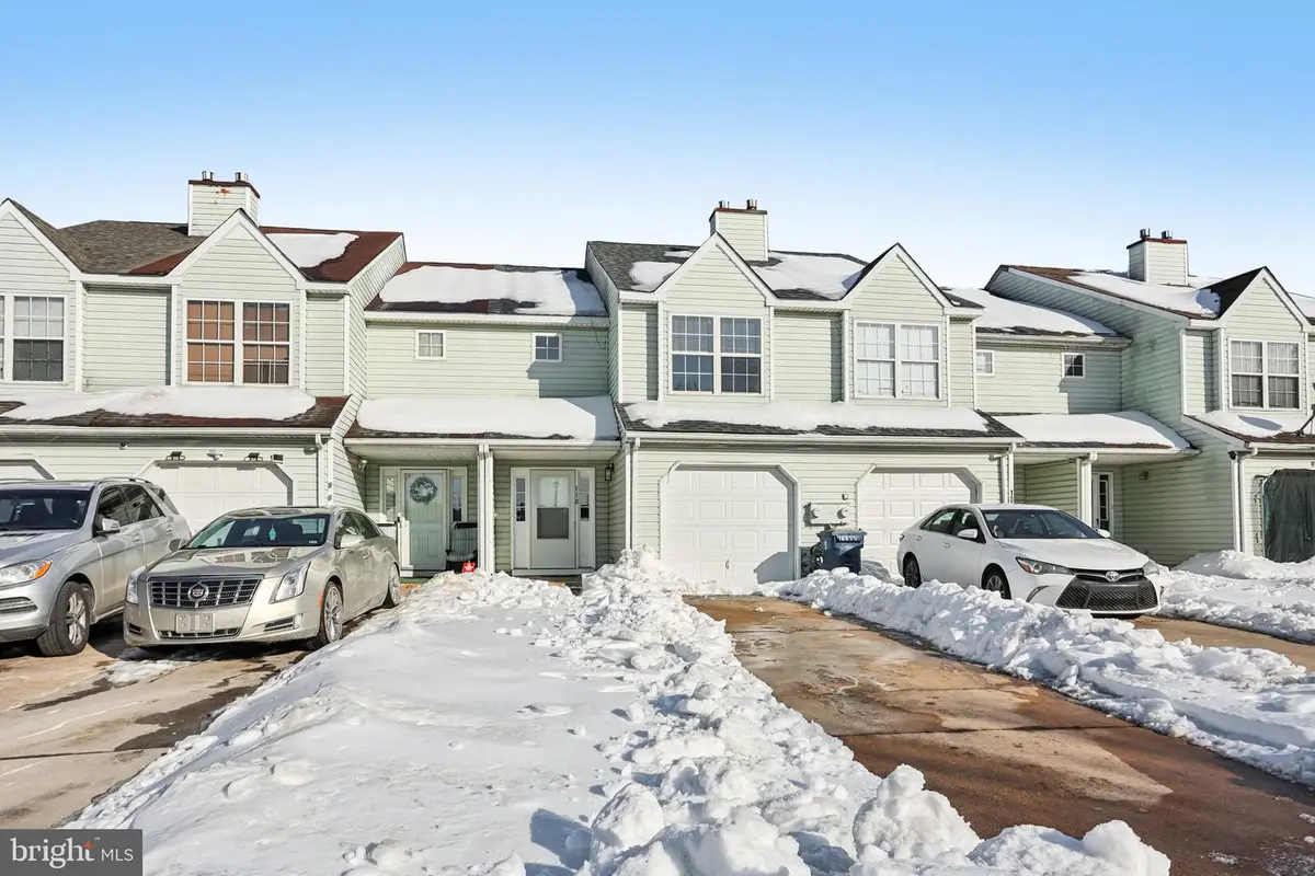 110 Auckland Dr, Newark, DE 19702 - Image #1