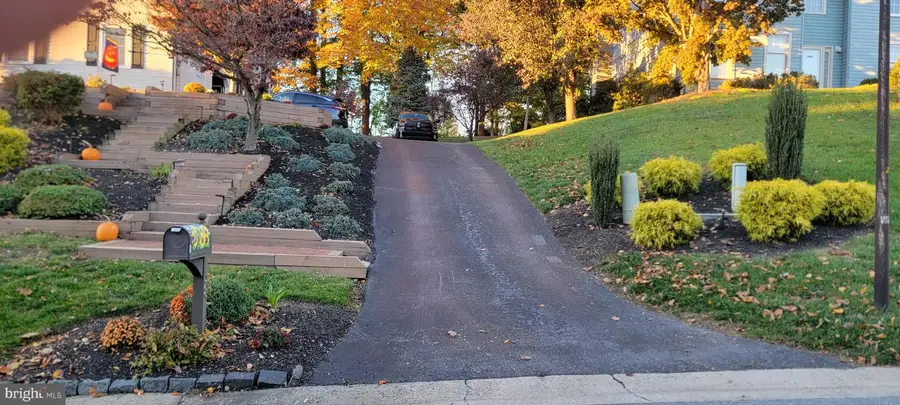 58 Willow Creek Ln, Newark, DE 19711 - Image #2