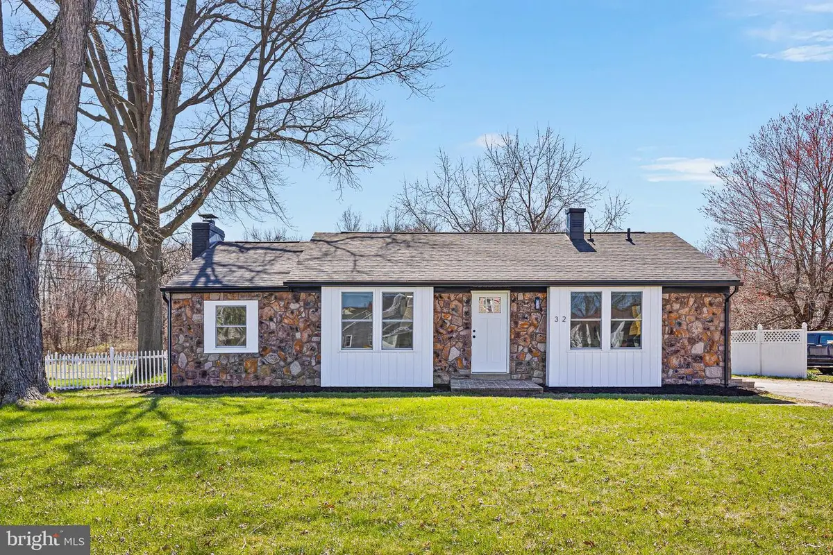 32 Constitution Blvd, New Castle, DE 19720 - #1