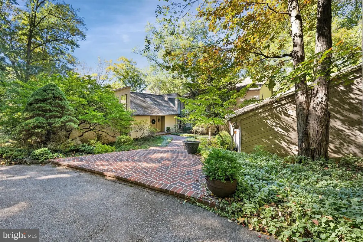 6 Carriage Rd, Greenville, DE 19807 - #1