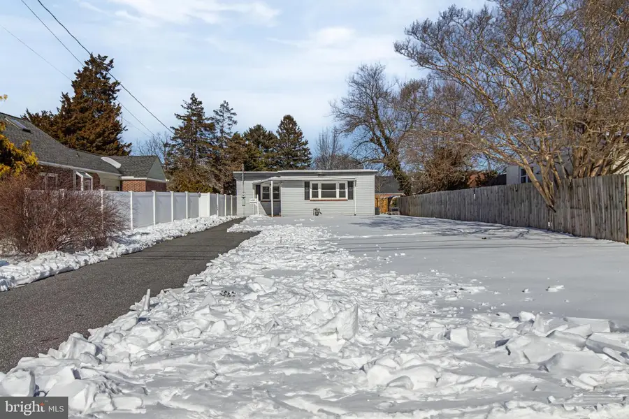 245 W Champlain Ave, Wilmington, DE 19804 - #2