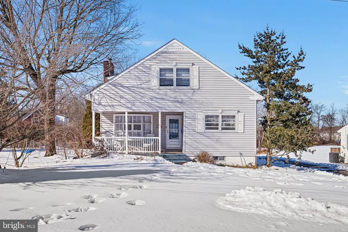 305 Newport St, Wilmington, DE 19804 - #1