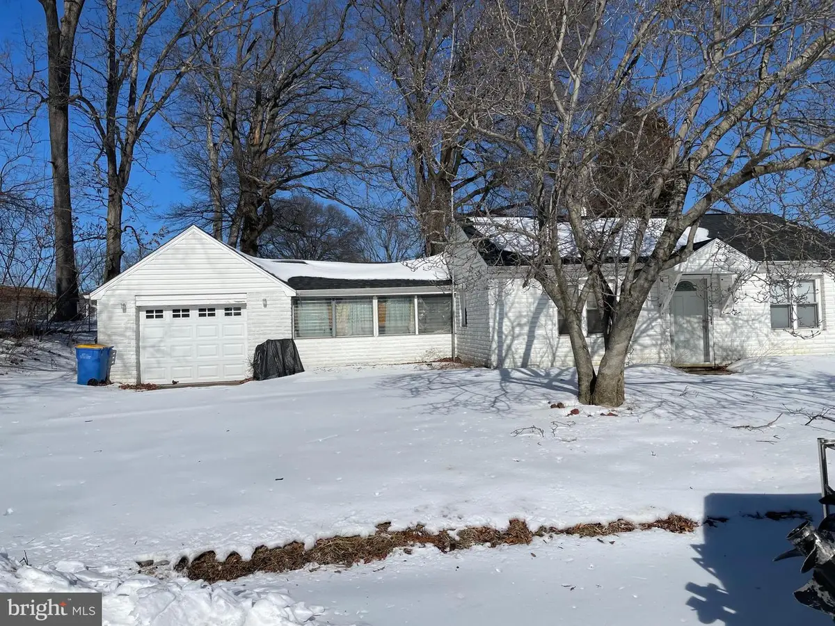 409 Cedar Ave, Wilmington, DE 19804 - #1