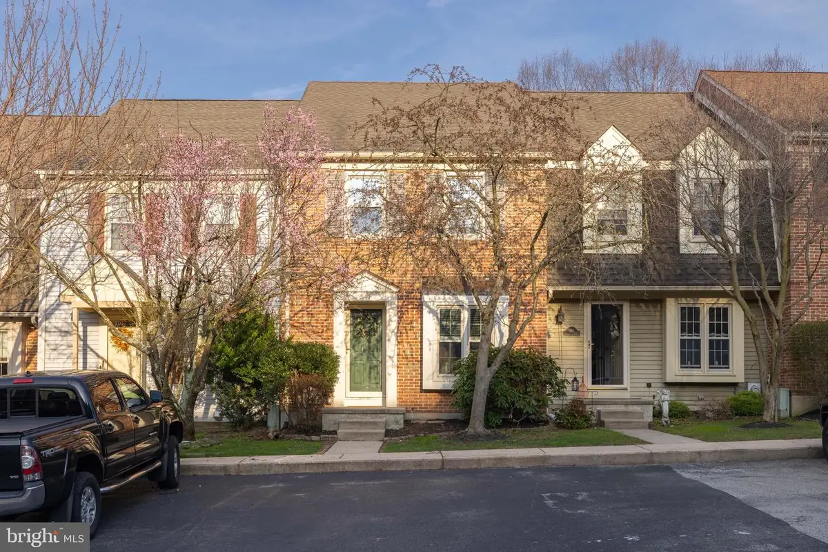 311 Stoneham Dr, Hockessin, DE 19707 - #1