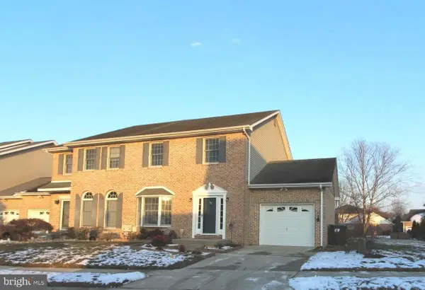 48 Marble House Dr, BEAR, DE 19701