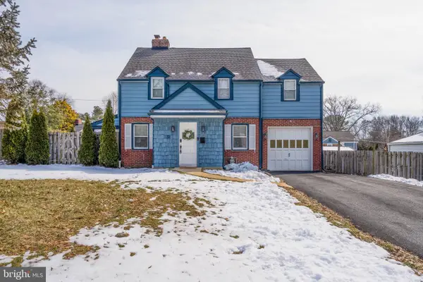 32 Riverside Dr, WILMINGTON, DE 19809