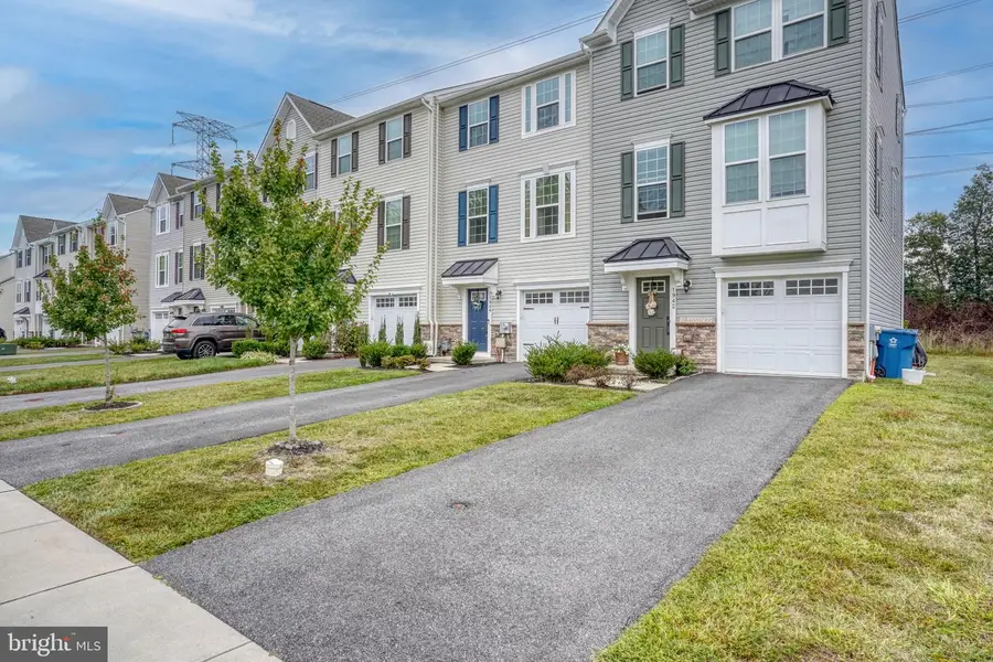 1944 Spearfish Ct, Newark, DE 19702 - #2