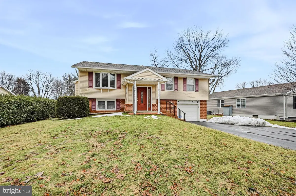 124 Garwood Dr, Bear, DE 19701 - #1