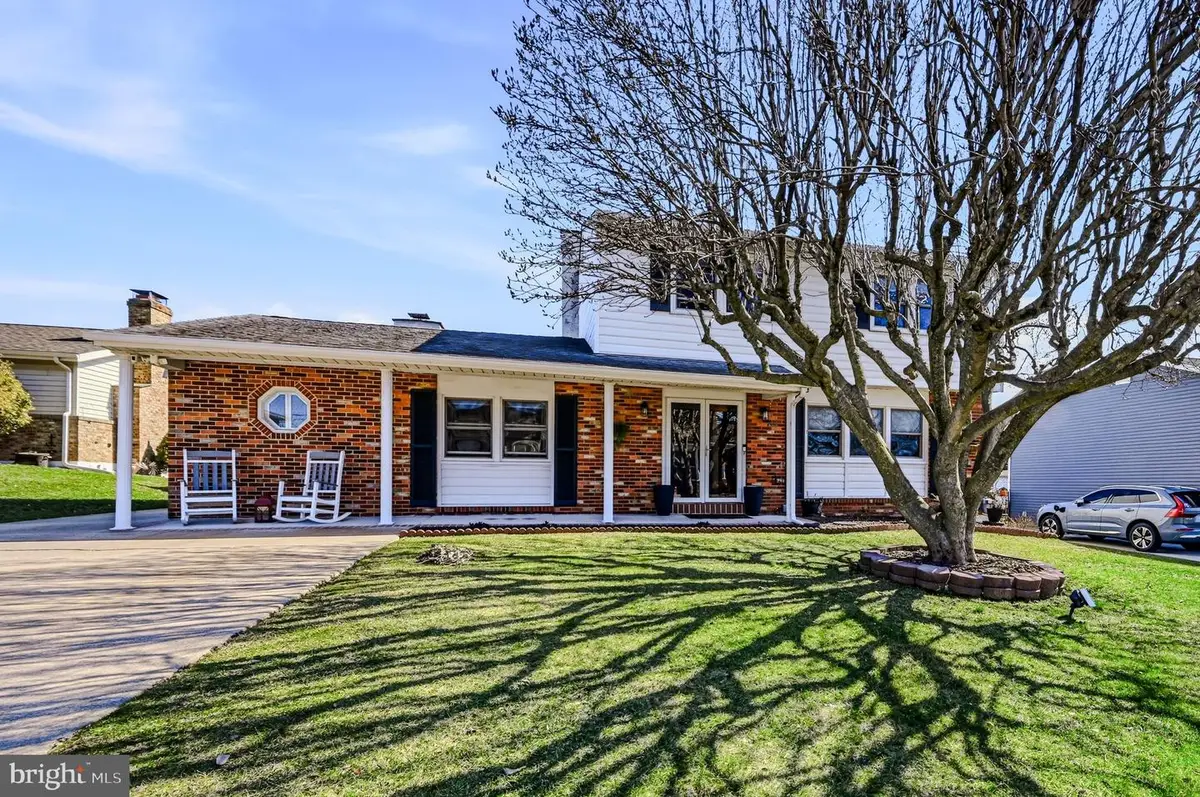 11 Whitfield Rd, Newark, DE 19711 - #1