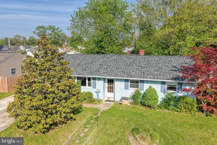 121 Flintlock Rd, Newark, DE 19713 - #2