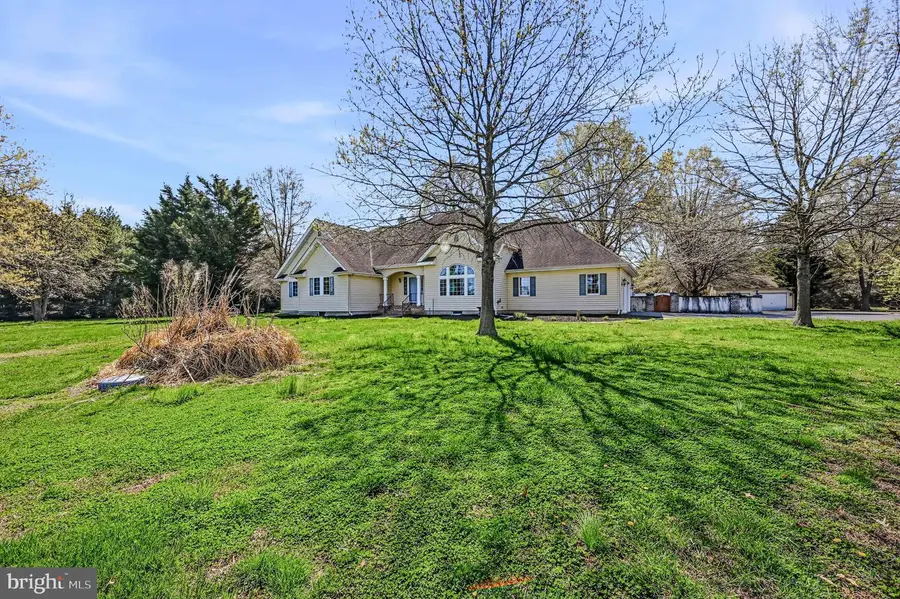 812 Taylors Bridge Rd, Townsend, DE 19734 - #3