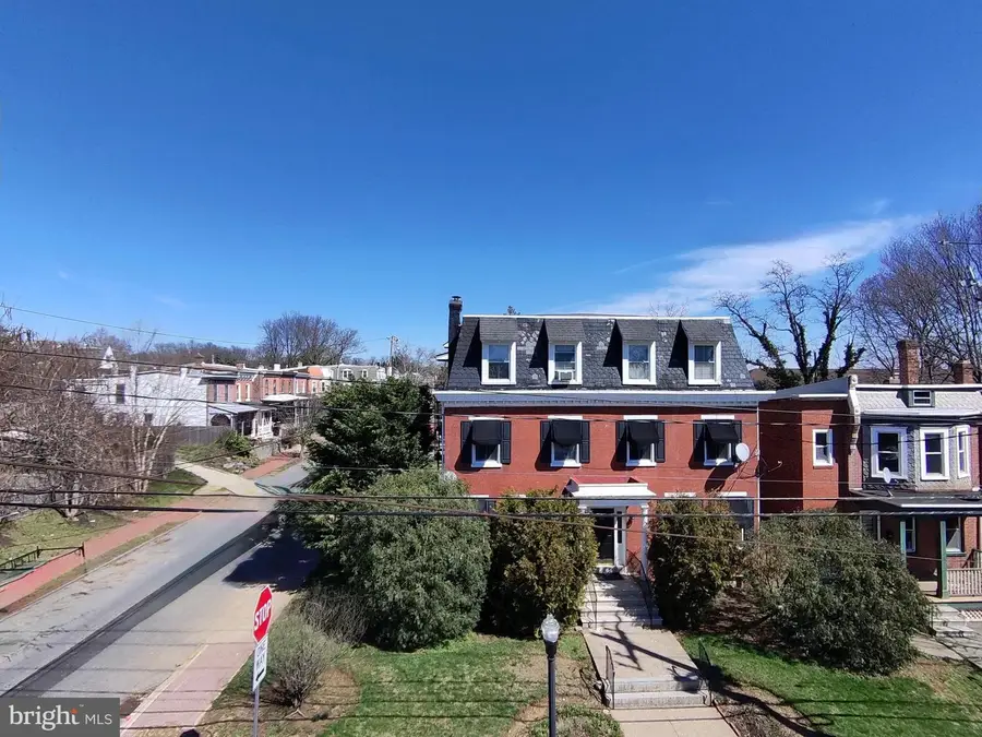 131 W 18th St, Wilmington, DE 19802 - #2