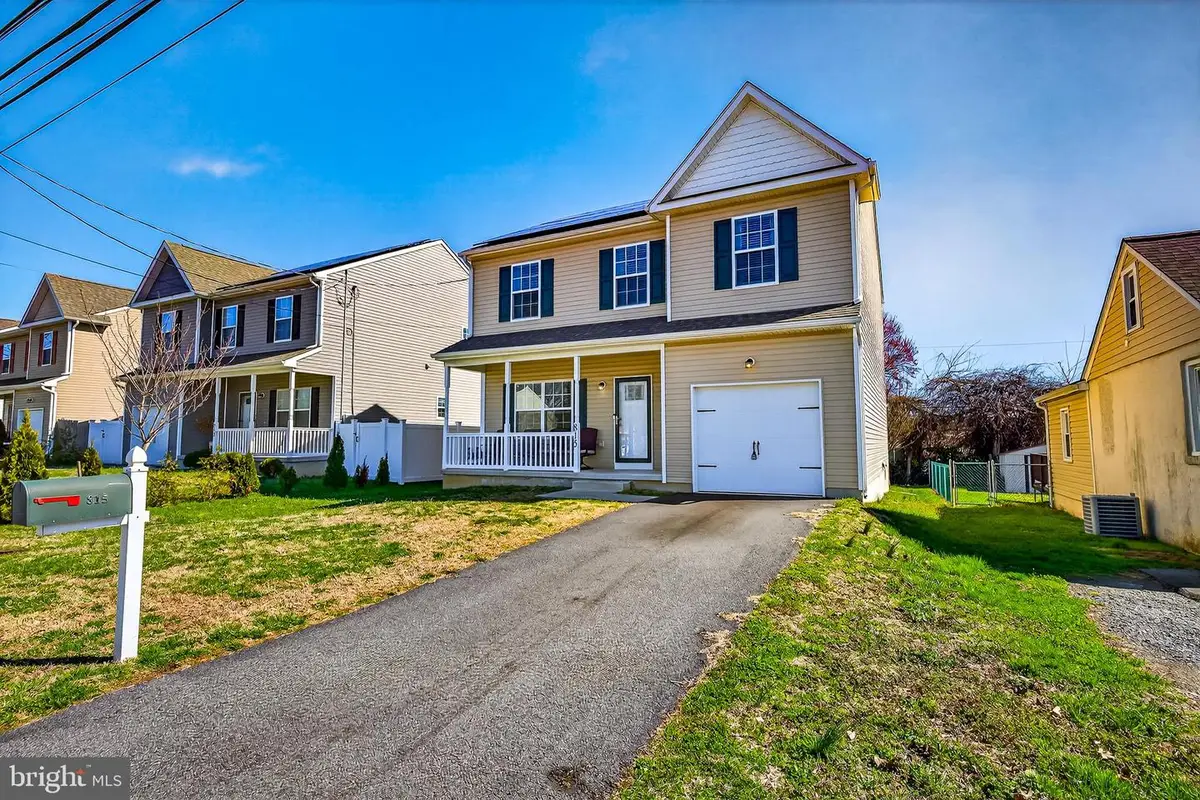 815 E Hazeldell Ave, New Castle, DE 19720 - #1