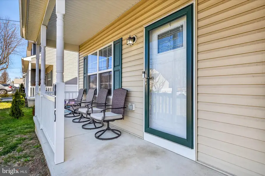 815 E Hazeldell Ave, New Castle, DE 19720 - #3