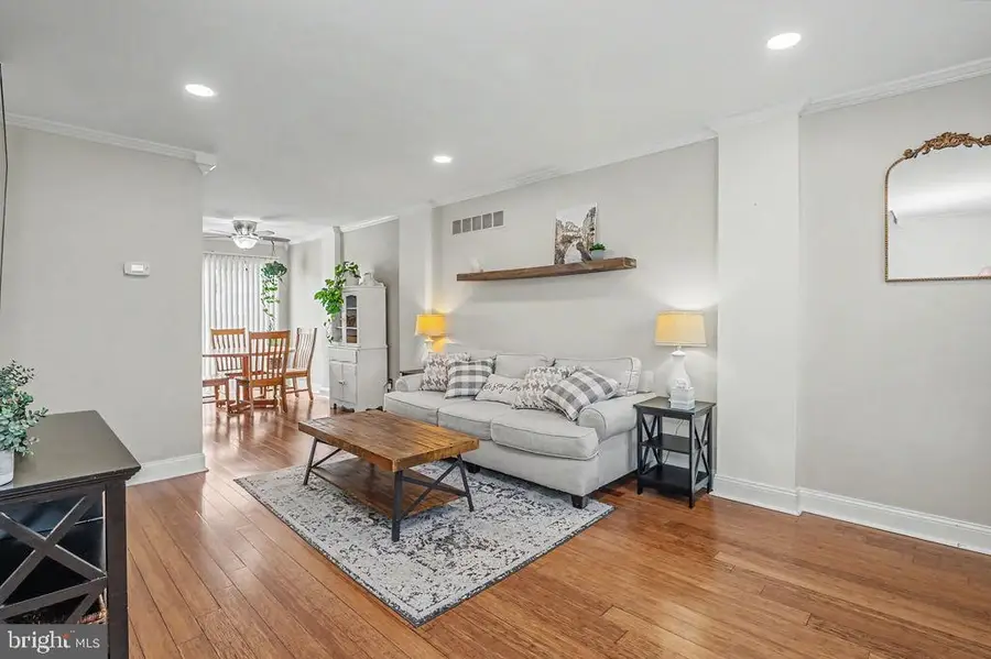 405 Woodmill Ct, Newark, DE 19702 - #3